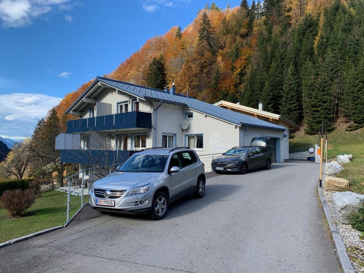 Haus Roecken Apartment Dalaas Exterior foto